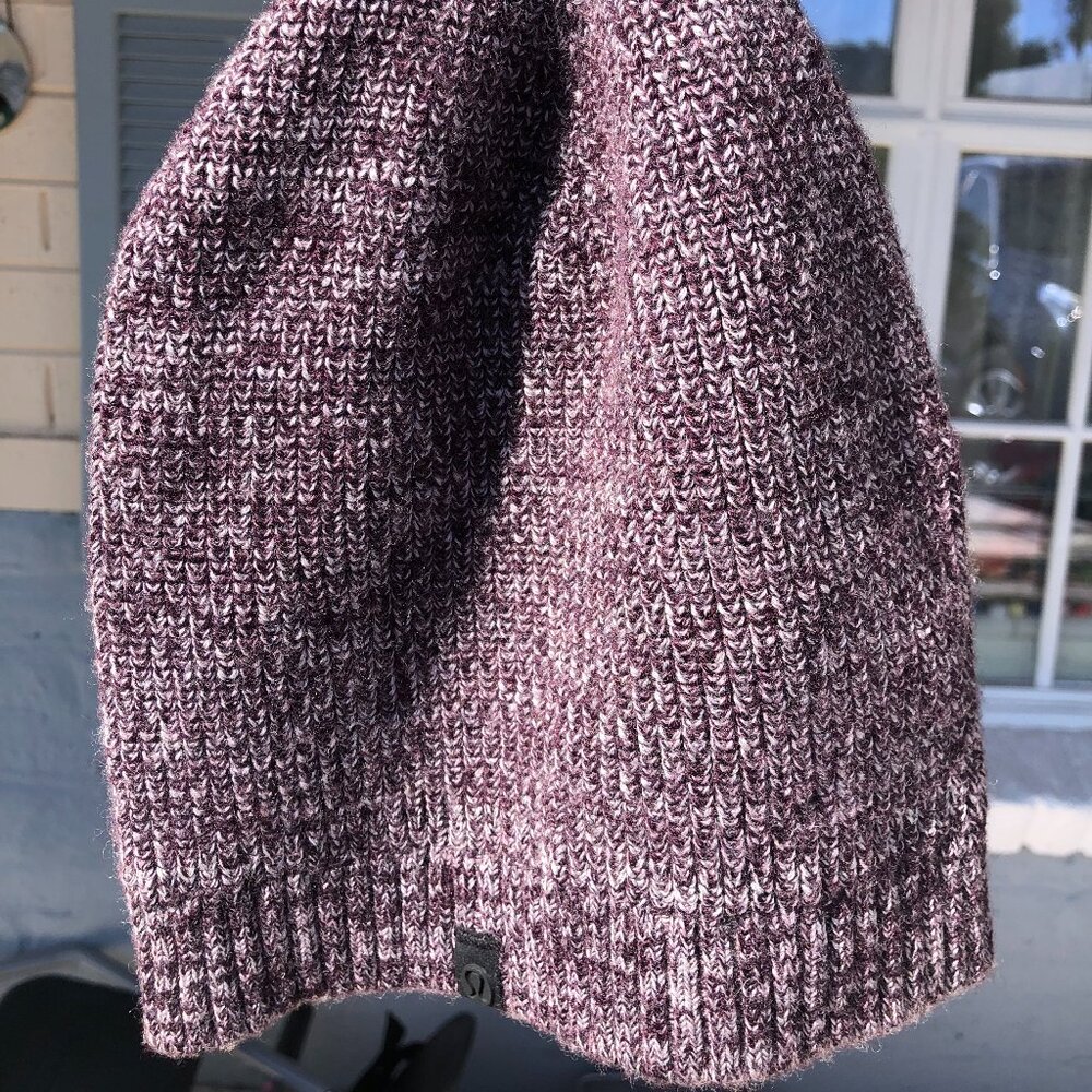 Lululemon 100% Merino Wool Beanie - Heathered Purple & Cream Space Dye